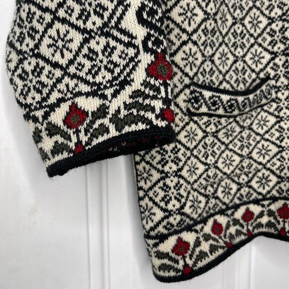 Dale of Norway Heavy Cardigan Sweater Jacket - Picture 3 of 16